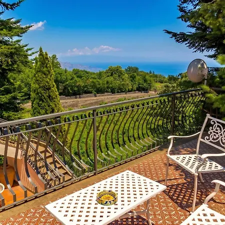Villa Seraia
